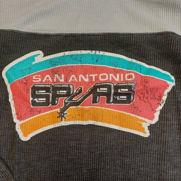 NBA San Antonio Spurs Blindside Thermal Top Sweatshirt Womens Size 2X Touch Gray - Picture 2 of 6
